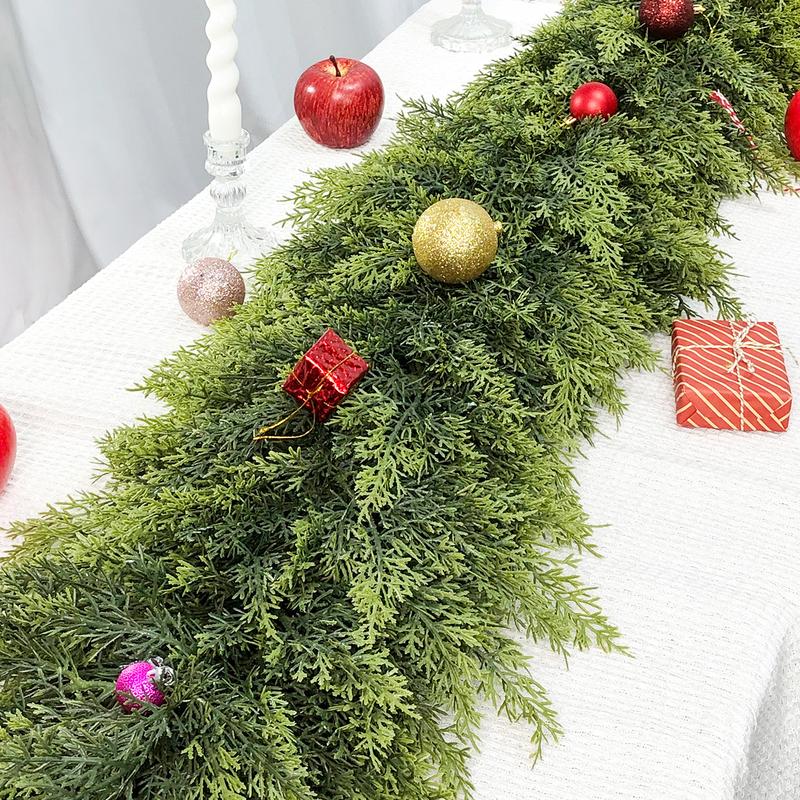 6FT CEDAR GARLANDS